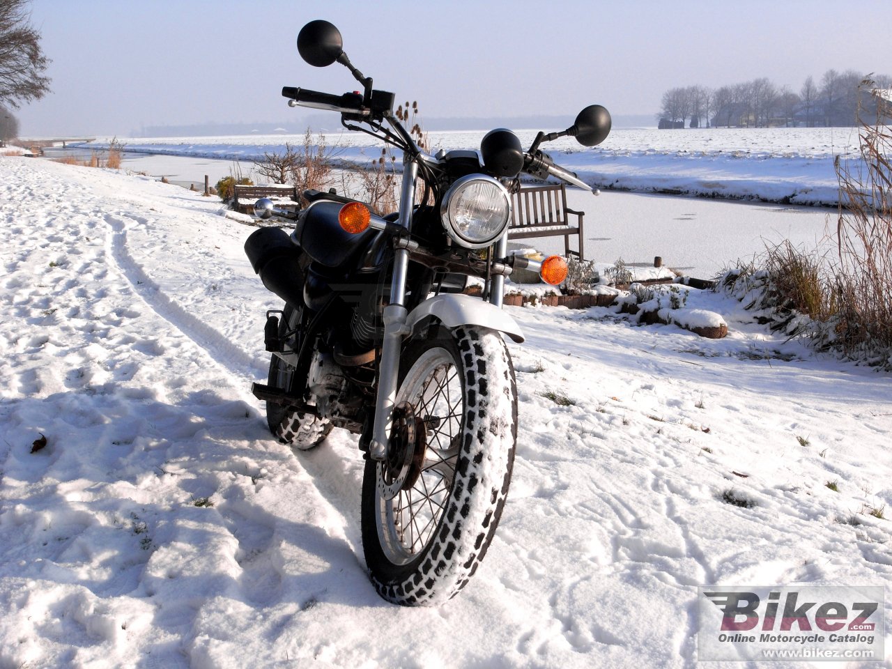 Big nymous user. rv 125 vanvan picture and wallpaper from Bikez.com